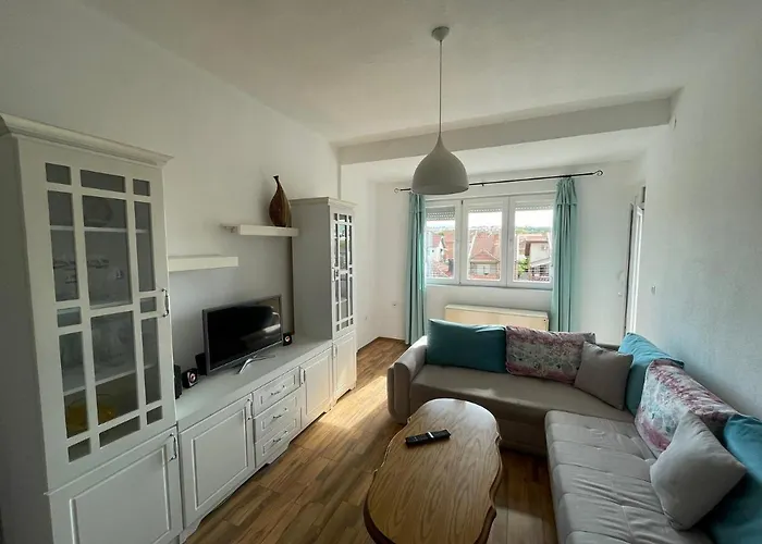 Zoja City Centre Apartments
